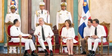 Presidente Abinader recibe cartas credenciales de nueve nuevos embajadores