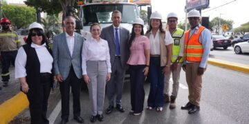 Indotel encabeza retiro de 300 kilómetros de cableado en desuso en la capital