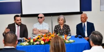 Hipólito lanza observatorio para fortalecer la democracia y la gobernanza