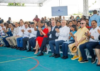 Abinader abre año escolar: “La RD que soñamos comienza hoy”
