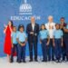 Gobierno de Abinader presume excelencia: docentes dominicanos alcanzan máxima calificación
