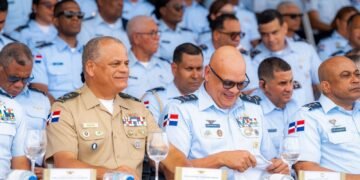 MIDE encabeza entrega de equipos militares y uniformes