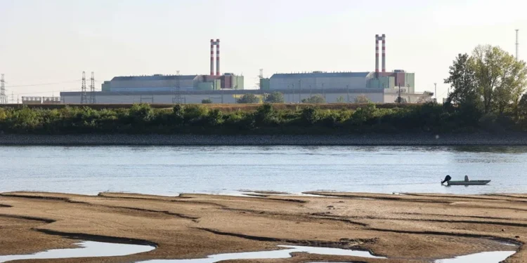 Hungría desconectará su planta nuclear próximamente por la escasez de agua en el Danubio