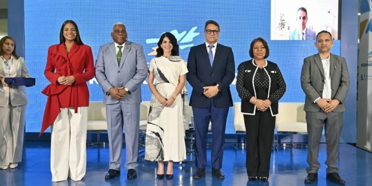 Fundación Reservas del País inaugura la 5.ª Feria de Cooperativas y Asociaciones Aliadas de Santo Domingo