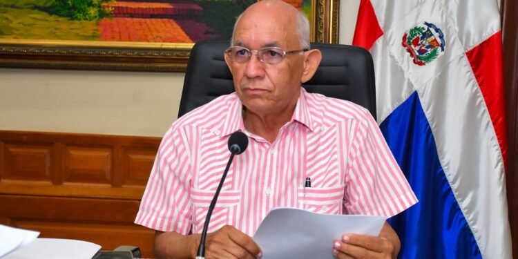 Senador Bernardo Alemán califica como una   diarrea, la salida de dirigentes del PRM hacia otras organizaciones