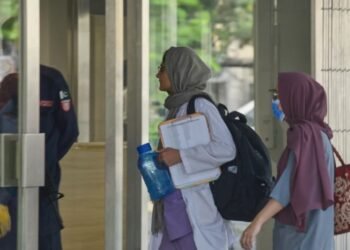 Enfermera que rescató a bebé en incendio de hospital recibirá condecoración de Pakistán