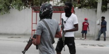 Jefe de banda amenaza con matar más de 60 rehenes en Haití tras masacre que dejo 47 muertos