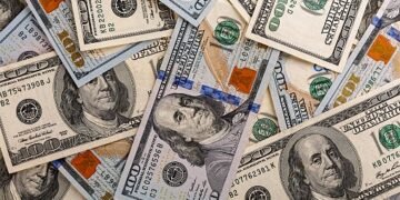 Dólar sube 16 centavos y se vende a $58.50 en RD