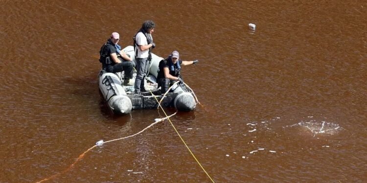 Acusan de homicidio a tripulación del barco hundido en Chipre con ocho fallecidos
