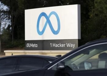 Meta vuelve a tribunales acusada por 29 fiscales estatales de diseñar e implementar funciones que generan adicción en niños y adolescentes en Instagram y Facebook