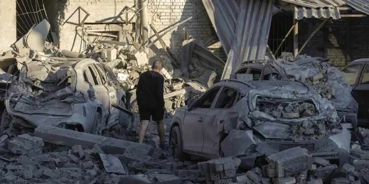 Ataque ruso con drones deja al menos cuatro muertos en Járkov