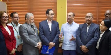 PRM presenta nuevo padrón a la JCE