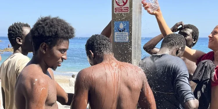 Bruselas extrema la vigilancia en las redes sociales por la crisis en Ceuta, pero pide cautela
