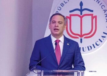 Renuncia del presidente de la SCJ Luis Henry Molina a buscar su reelección genera reacciones