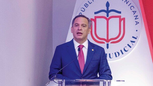 Renuncia del presidente de la SCJ Luis Henry Molina a buscar su reelección genera reacciones