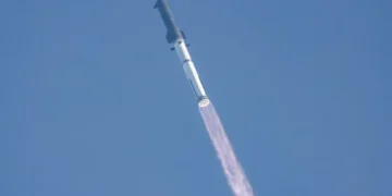 Restos de un cohete de SpaceX impactarán el miércoles contra la Luna