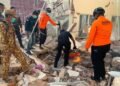 Terremoto frente a Indonesia deja al menos 40 muertos y edificios derrumbados