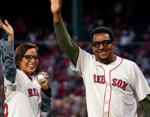 Reconocen la Fundación de Pedro Martínez en Boston