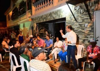 Abel Martínez denuncia mafia en deportaciones de haitianos
