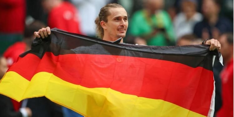 Zverev impulsa a Alemania al Final 8 de la Copa Davis