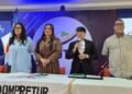 Carmen Bretón, secretaria general de Adompretur hace el llamado al quórum para el inicio de la asamblea.