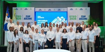 ETED moderniza la infraestructura de transmisión y fibra óptica del país