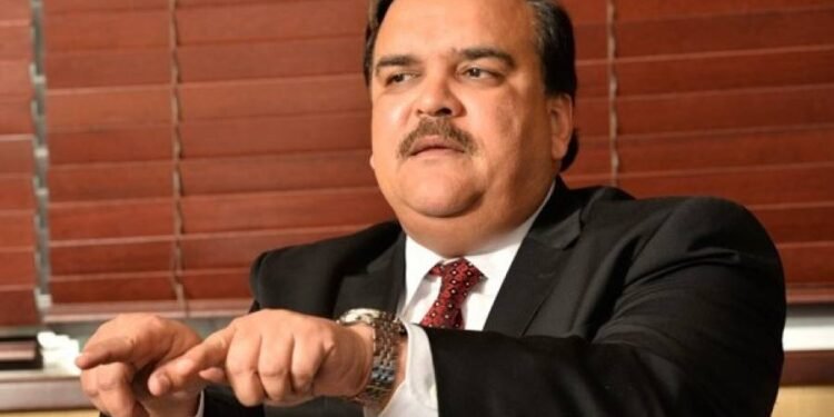 Wessin Chávez plantea analizar modelo Bukele para RD