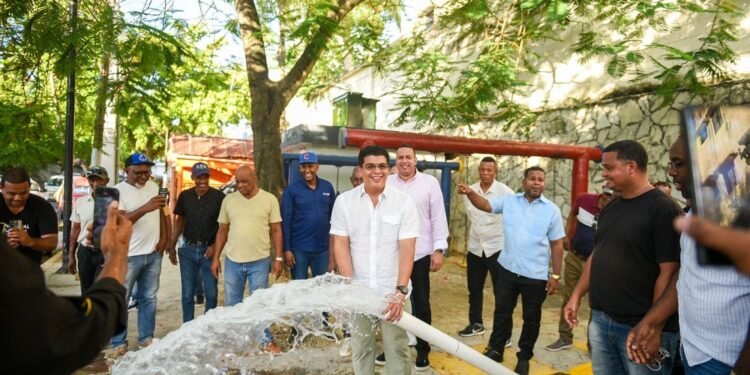 Fellito Suberví resuelve problema de agua de dos décadas en La Puya y La Yagüita