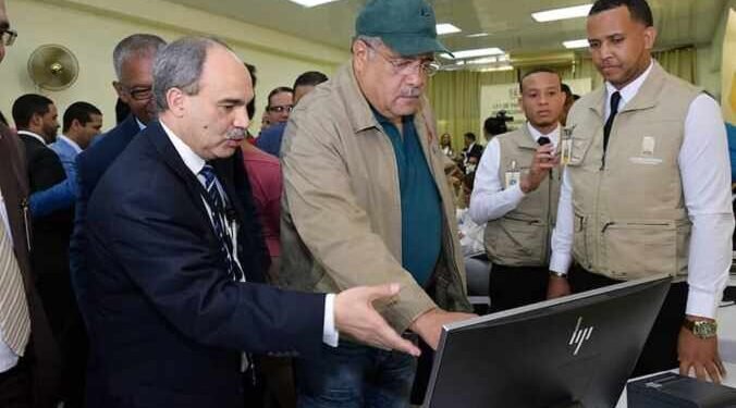Luis “El Gallo” plantea voto obligatorio y penalizar la abstención