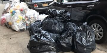 Residentes en NYC serán multados a partir de septiembre si no sacan la basura en contenedores