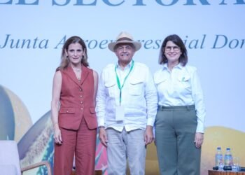 Ligia Bonetti y Mercedes Ramos destacan la formación técnico profesional como puente entre el talento y las necesidades de las empresas