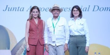 Ligia Bonetti y Mercedes Ramos destacan la formación técnico profesional como puente entre el talento y las necesidades de las empresas