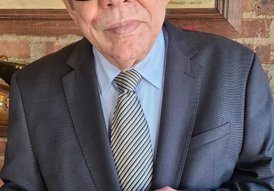 Falleció en NY el reconocido locutor dominicano Francis Méndez