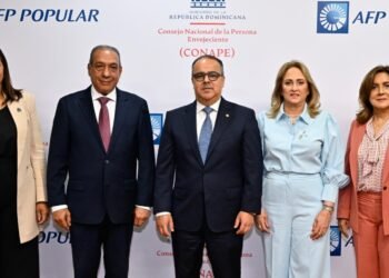 AFP Popular y CONAPE firman convenio por envejecientes