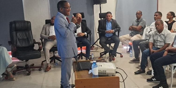 Fiscalía de Azua pone en marcha programa “Conoce tu Código”