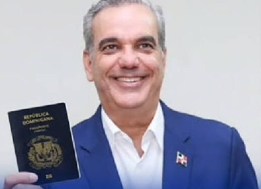 Abinader entregará el pasaporte biométrico en NY; le harán protesta este domingo en Lehman College