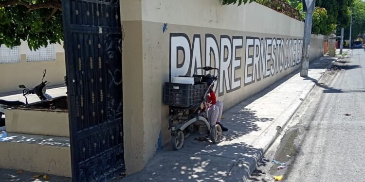 Colegio San Rafael desmiente clases virtuales por inseguridad