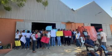 Marchan en Oviedo contra cierre de BG Investment Group por DGA y riesgo de 85 empleos