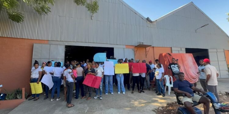 Marchan en Oviedo contra cierre de BG Investment Group por DGA y riesgo de 85 empleos