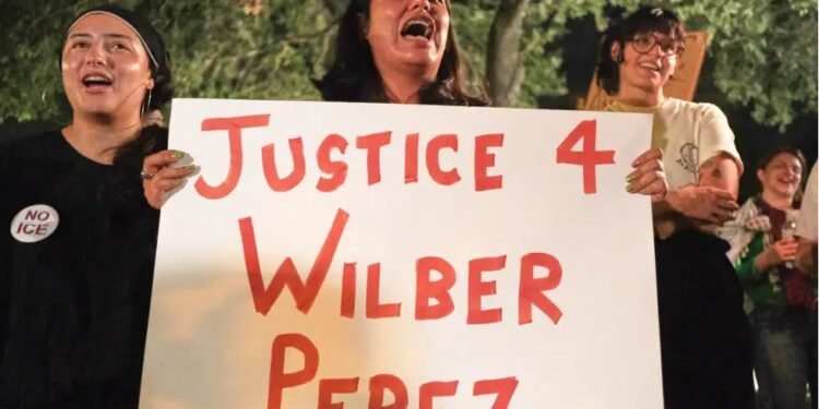 Venezolano baleado por agente del ICE en Texas vuelve a detención tras salir del hospital