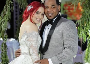Edwin Encarnación revela que presentará demanda de divorcio contra Karen Yapoort