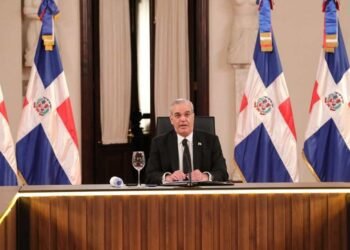 Gobierno destaca tasa de pobreza monetaria bajó 2.9 puntos este año con respecto a 2025