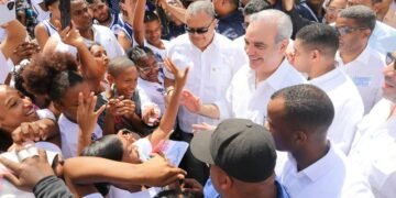 Abinader inaugurará una estancia infantil en el DN y dos carreteras en El Seibo