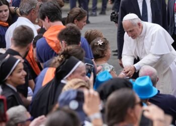 Sobrevivientes de abusos elogian la reunión con el papa León XIV; dicen que los escuchó