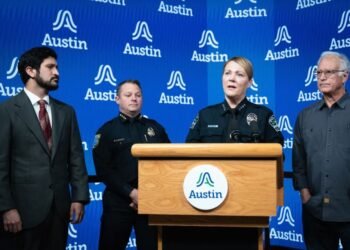 Agente del ICE dispara y hiere a un hombre en Austin