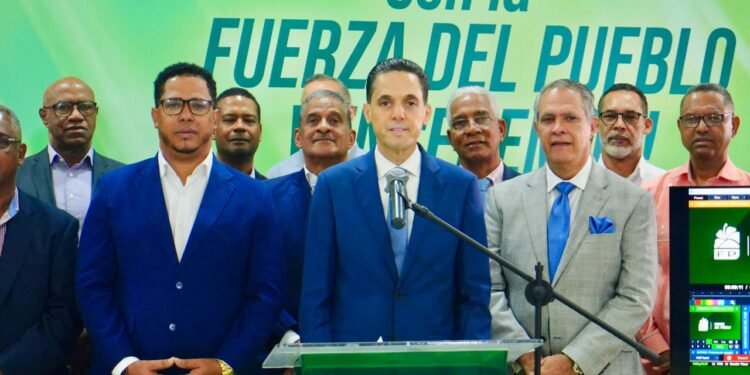 FP: se disparan las quejas por facturas elevadas mientras persisten los apagones y se triplica el déficit de las EDES