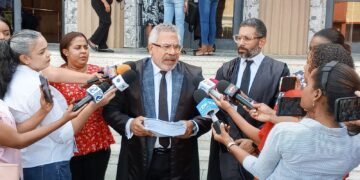 BC desacata sentencia qué adquirió la cosa irrevocablemente juzgada