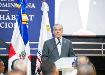 Abinader destaca reducción de pobreza, avances sociales y económicos de RD