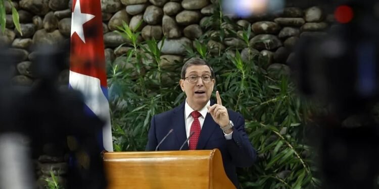 Cuba dice que embargo de EE.UU. costó un récord de 8.000 millones de dólares en el último año