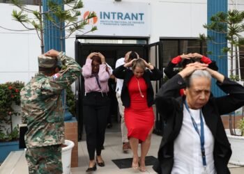 INTRANT vacía  instalaciones en 1 minuto y 35 segundos en simulacro nacional contra terremotos